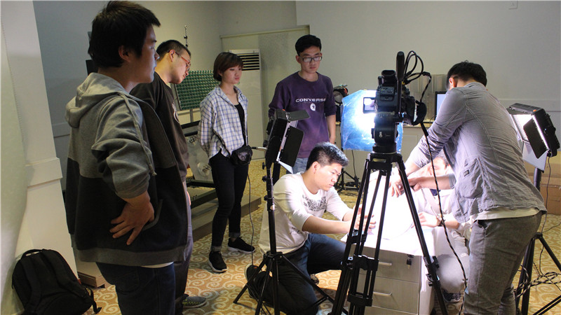 內(nèi)頁圖 內(nèi)頁圖